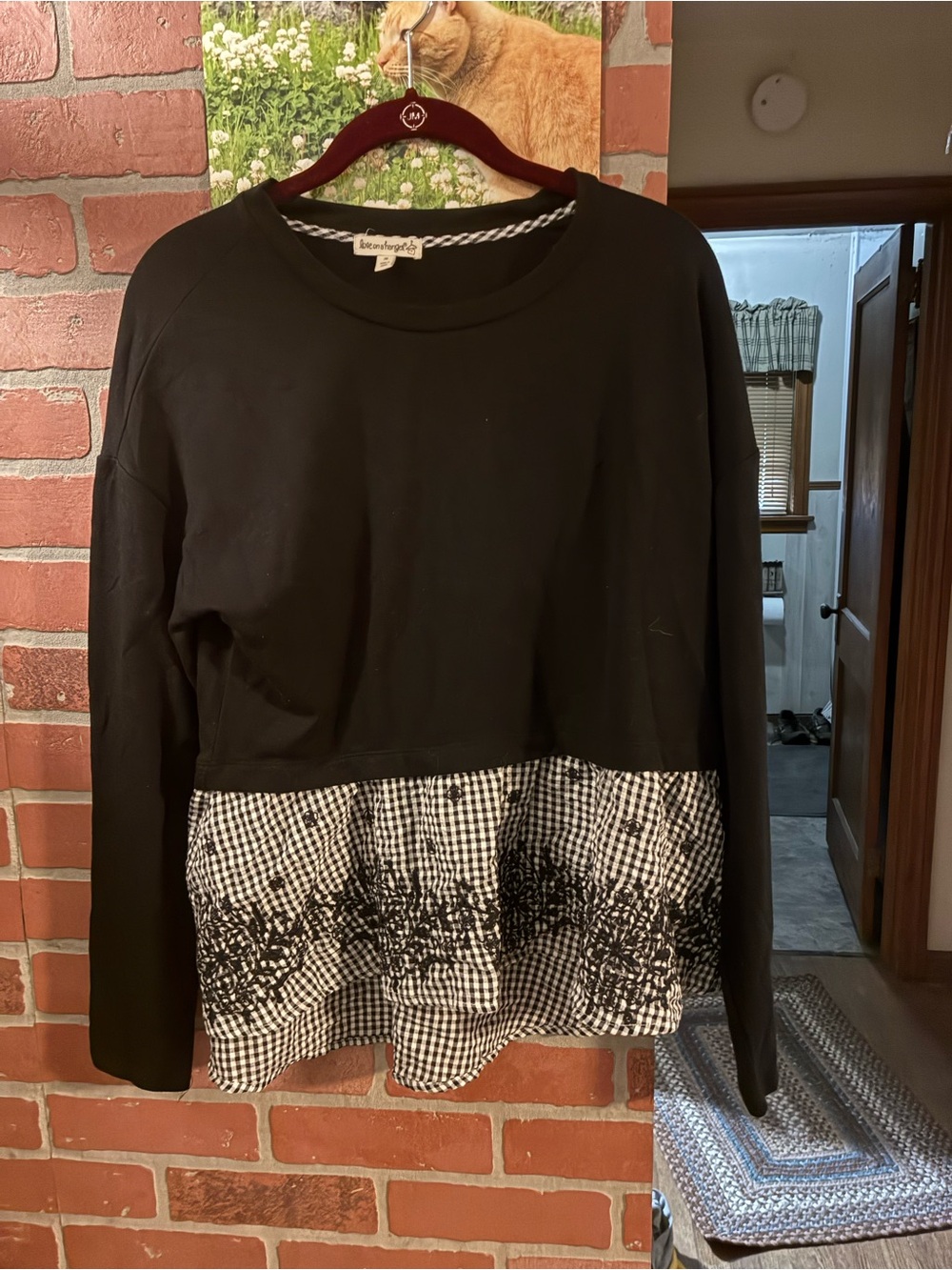 love on a hanger Black Pullover with Gingham Hem